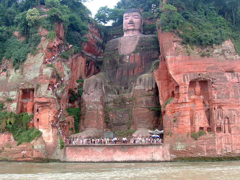 Leshan_Buddha_Statue_View